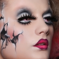 Make up Forever Halloween-Cracks-2-3