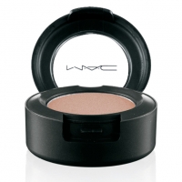 MAC RED RED RED_Eyeshadow_GiveMeFire, euro 18