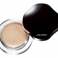 Shiseido Shimmering  Cream Eye Color br Be 217 euro 30,50