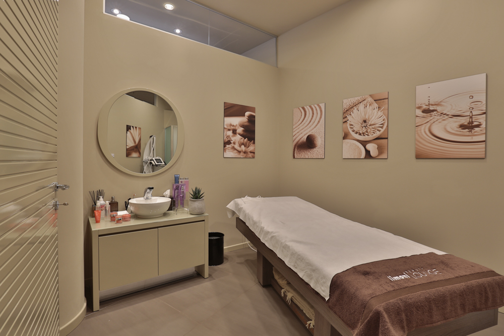 BEAUTY LOUNGE_beauty room