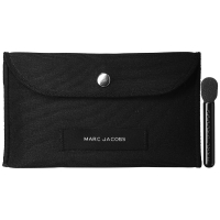 Marc Jacobs-Packaging and Brush